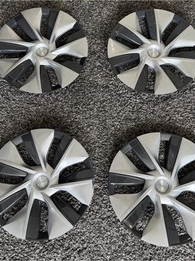 Set of Tesla 19” Gemini Silver and Black Wheel Covers